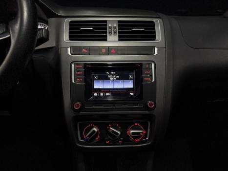 VOLKSWAGEN Fox 1.6 4P, Foto 12