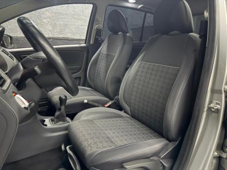 VOLKSWAGEN Fox 1.6 4P, Foto 13