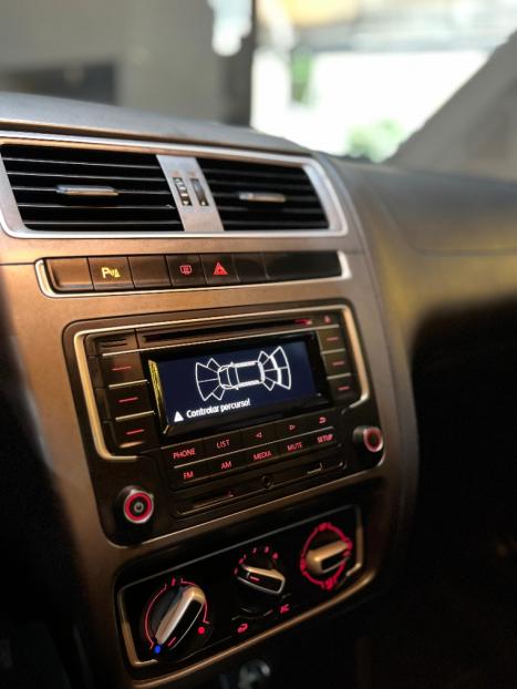 VOLKSWAGEN Fox 1.6 4P COMFORTLINE FLEX, Foto 13