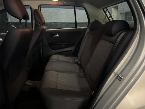 VOLKSWAGEN Fox 1.6 4P, Foto 10