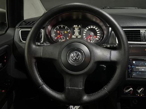 VOLKSWAGEN Fox 1.6 4P, Foto 12