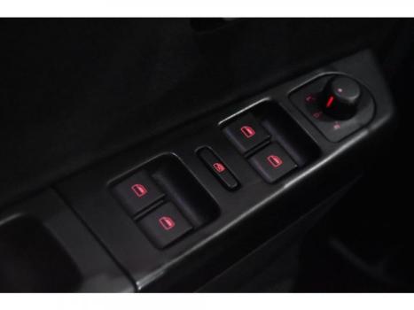 VOLKSWAGEN Fox 1.6 4P COMFORTLINE FLEX, Foto 9