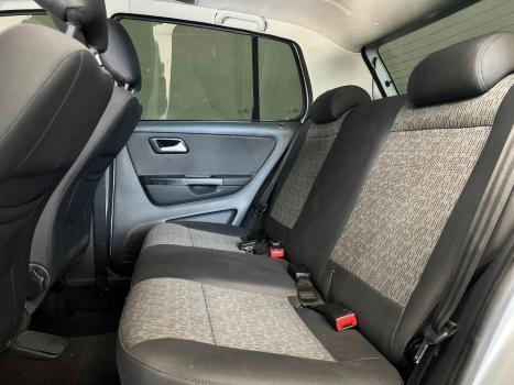 VOLKSWAGEN Fox 1.6 4P, Foto 10