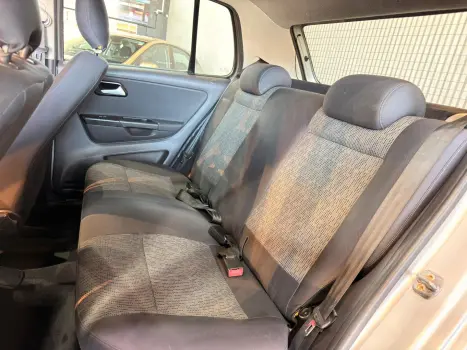 VOLKSWAGEN Fox 1.6 4P FLEX, Foto 12