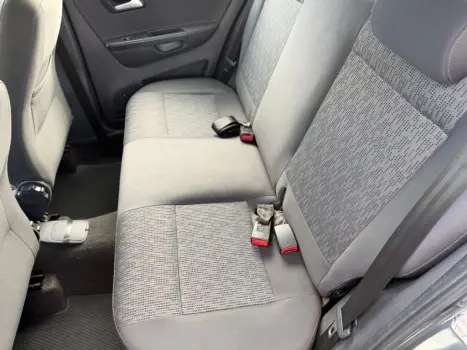 VOLKSWAGEN Fox 1.6 4P FLEX, Foto 10