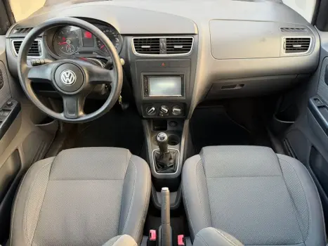 VOLKSWAGEN Fox 1.6 4P, Foto 10