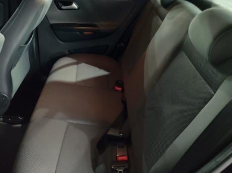 VOLKSWAGEN Fox 1.6 4P, Foto 5
