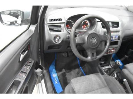 VOLKSWAGEN Fox 1.6 4P, Foto 7