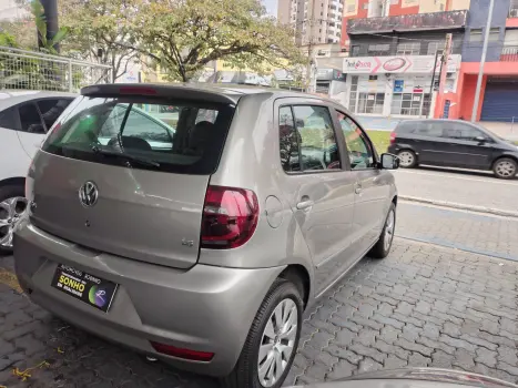 VOLKSWAGEN Fox 1.6 4P, Foto 14