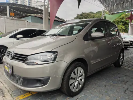 VOLKSWAGEN Fox 1.6 4P, Foto 17