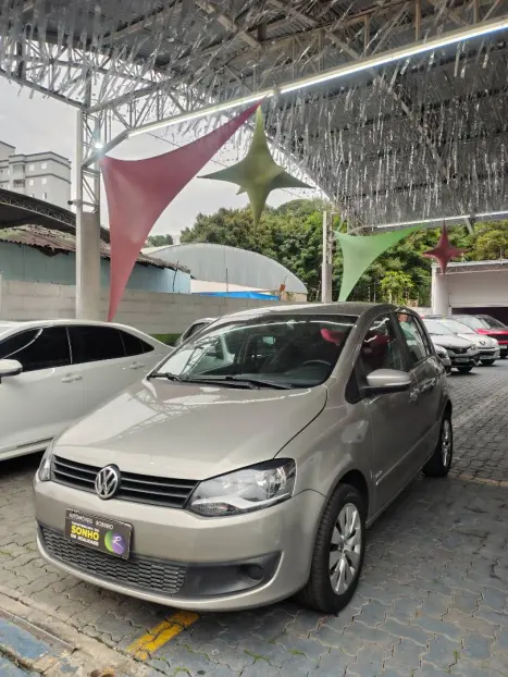 VOLKSWAGEN Fox 1.6 4P, Foto 18