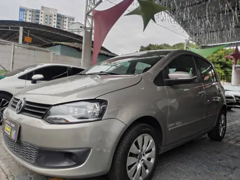VOLKSWAGEN Fox 1.6 4P, Foto 20