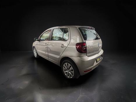 VOLKSWAGEN Fox 1.6 4P, Foto 13
