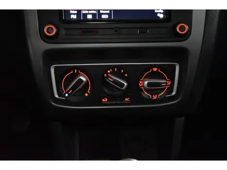 VOLKSWAGEN Fox 1.6  4P SPORTLINE FLEX, Foto 10