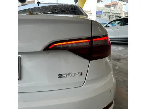 VOLKSWAGEN Jetta 1.4 4P 250 TSI R-LINE AUTOMTICO, Foto 6