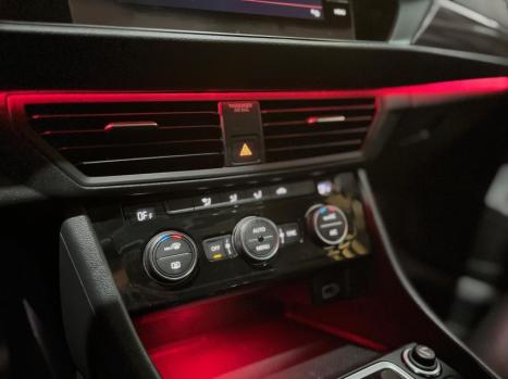 VOLKSWAGEN Jetta 1.4 4P 250 TSI TURBO COMFORTLINE AUTOM�TICO, Foto 9