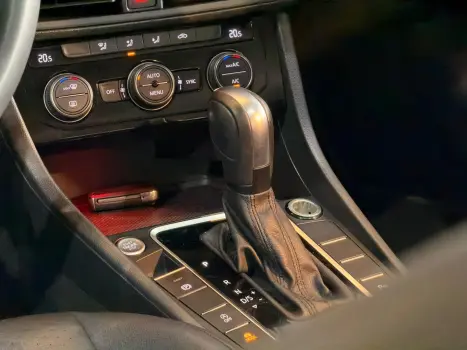 VOLKSWAGEN Jetta 1.4 16V 4P TSI COMFORTLINE AUTOM�TICO, Foto 13