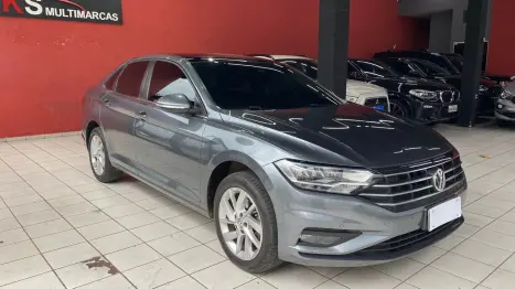 VOLKSWAGEN Jetta 1.4 4P 250 TSI TURBO COMFORTLINE AUTOM�TICO, Foto 2