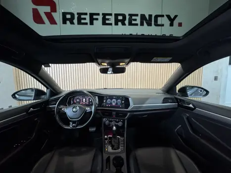 VOLKSWAGEN Jetta 1.4 4P 250 TSI R-LINE AUTOM�TICO, Foto 18