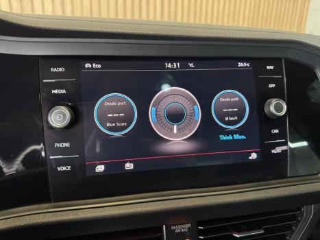 VOLKSWAGEN Jetta 1.4 4P 250 TSI R-LINE AUTOM�TICO, Foto 13