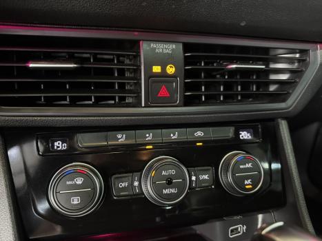 VOLKSWAGEN Jetta 1.4 4P 250 TSI R-LINE AUTOM�TICO, Foto 14