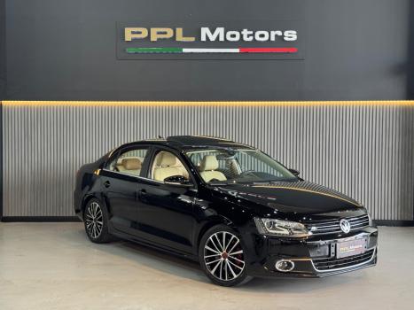 VOLKSWAGEN Jetta 2.0 4P TSI HIGHLINE 211 CV AUTOMTICO, Foto 3