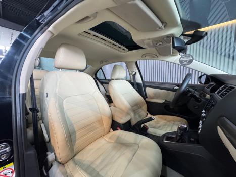 VOLKSWAGEN Jetta 2.0 4P TSI HIGHLINE 211 CV AUTOMTICO, Foto 9