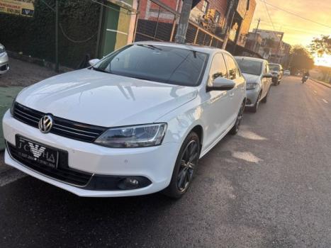 VOLKSWAGEN Jetta 2.0 4P FLEX CONFORTLINE TIPTRONIC AUTOMÁTICO, Foto 5 VOLKSWAGEN Jetta 2.0 4P FLEX CONFORTLINE TIPTRONIC AUTOMÁTICO, Foto 5