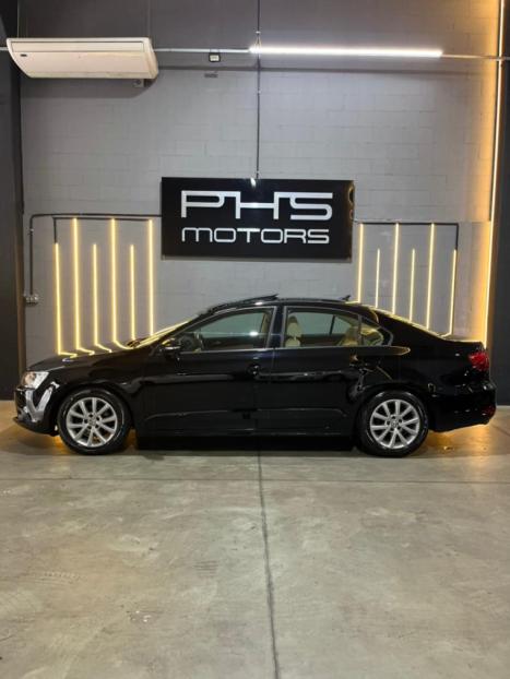 VOLKSWAGEN Jetta 2.0 4P CONFORTLINE TIPTRONIC AUTOMTICO, Foto 2