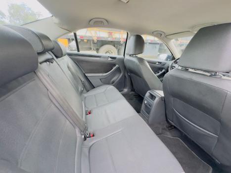 VOLKSWAGEN Jetta 2.0 4P COMFORTLINE FLEX, Foto 12