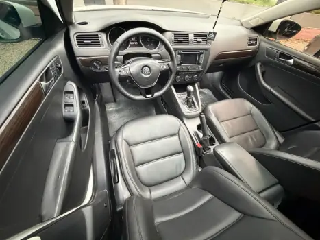 VOLKSWAGEN Jetta 2.0 4P COMFORTLINE TIPTRONIC AUTOM�TICO, Foto 9