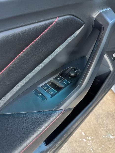 VOLKSWAGEN Jetta 2.0 4P 350 TSI GLI AUTOM�TICO DSG, Foto 18