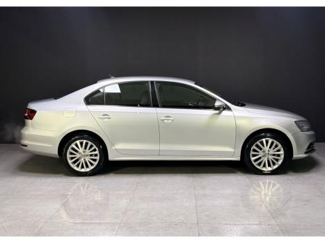 VOLKSWAGEN Jetta 2.0 4P FLEX COMFORTLINE TIPTRONIC AUTOM�TICO, Foto 2