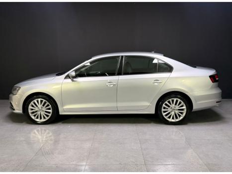VOLKSWAGEN Jetta 2.0 4P FLEX COMFORTLINE TIPTRONIC AUTOM�TICO, Foto 3