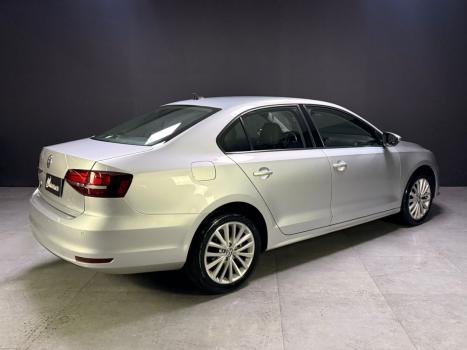 VOLKSWAGEN Jetta 2.0 4P FLEX COMFORTLINE TIPTRONIC AUTOM�TICO, Foto 5