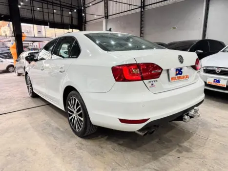 VOLKSWAGEN Jetta 2.0 4P TSI HIGHLINE 200 CV AUTOM�TICO, Foto 2