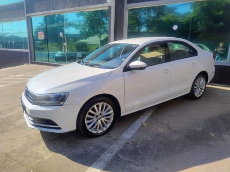 VOLKSWAGEN Jetta 2.0 4P FLEX COMFORTLINE TIPTRONIC AUTOM�TICO, Foto 9