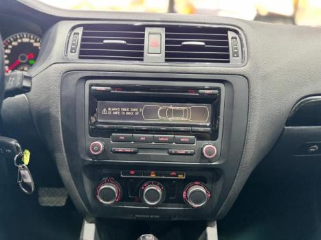 VOLKSWAGEN Jetta 2.0 4P COMFORTLINE FLEX, Foto 10