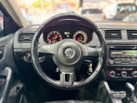 VOLKSWAGEN Jetta 2.0 4P COMFORTLINE FLEX, Foto 11