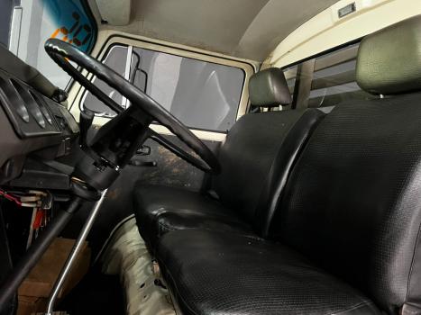 VOLKSWAGEN Kombi Furg�o 1.6, Foto 4