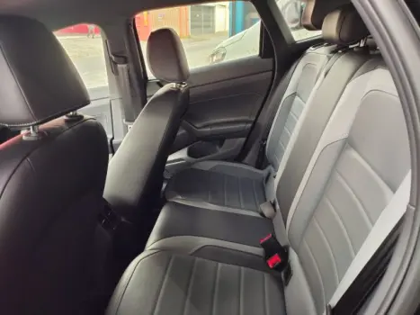 VOLKSWAGEN Nivus 1.0 4P FLEX 200 TSI HIGHLINE TURBO AUTOMTICO, Foto 11