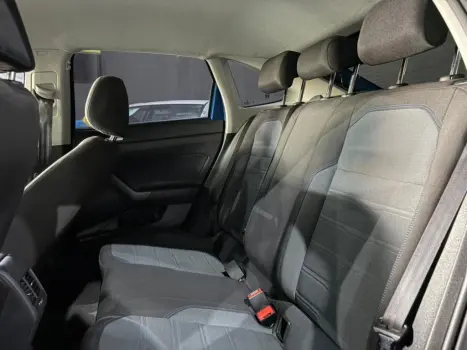 VOLKSWAGEN Nivus 1.0 4P FLEX 200 TSI COMFORTLINE TURBO AUTOMTICO, Foto 10