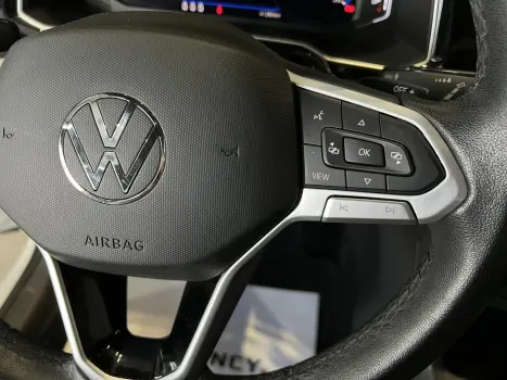 VOLKSWAGEN Nivus 1.0 4P FLEX 200 TSI HIGHLINE TURBO AUTOM�TICO, Foto 12