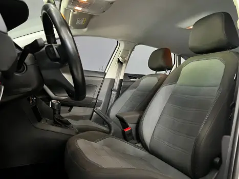 VOLKSWAGEN Nivus 1.0 4P FLEX 200 TSI COMFORTLINE TURBO AUTOM�TICO, Foto 9