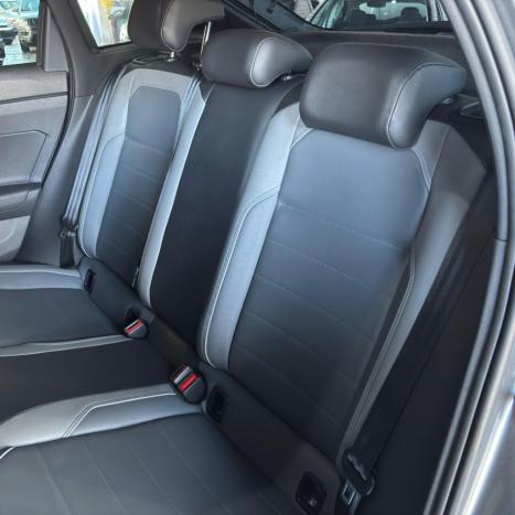 VOLKSWAGEN Nivus 1.0 4P FLEX 200 TSI HIGHLINE TURBO AUTOM�TICO, Foto 8