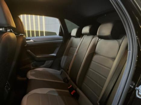 VOLKSWAGEN Nivus 1.0 4P FLEX 200 TSI HIGHLINE TURBO AUTOM�TICO, Foto 14