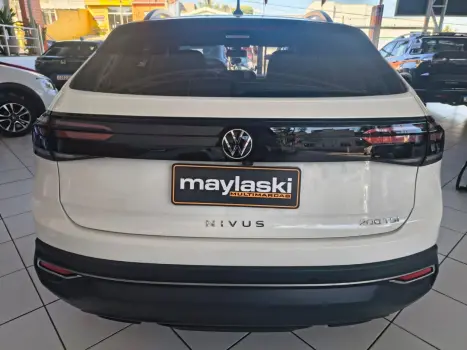 VOLKSWAGEN Nivus 1.0 4P FLEX 200 TSI COMFORTLINE TURBO AUTOM�TICO, Foto 6