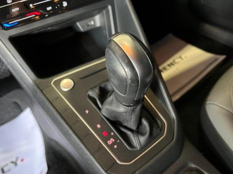 VOLKSWAGEN Nivus 1.0 4P FLEX 200 TSI HIGHLINE TURBO AUTOM�TICO, Foto 16