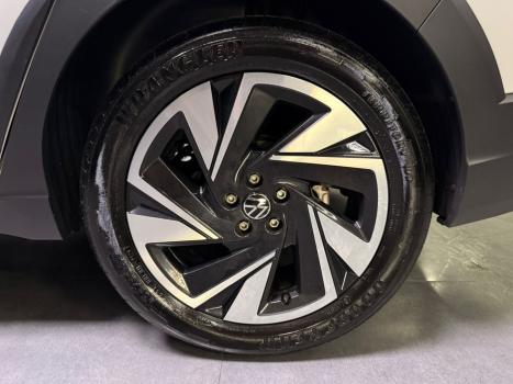 VOLKSWAGEN Nivus 1.0 4P FLEX 200 TSI HIGHLINE TURBO AUTOM�TICO, Foto 2