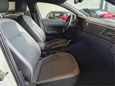 VOLKSWAGEN Nivus 1.0 4P FLEX 200 TSI HIGHLINE TURBO AUTOM�TICO, Foto 8